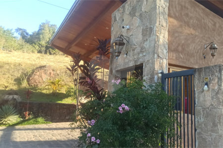 Casa em condomínio à venda em Parque Fernão Dias, Atibaia, SP