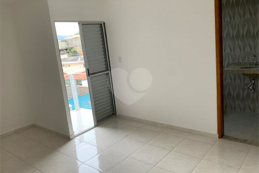 Sobrado à venda com 3 quartos, sendo 1 suíte, em Tremembé, São Paulo, SP