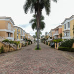 Casa à venda com 4 suítes no condomínio Residencial Courtyard Village, São Paulo - SP