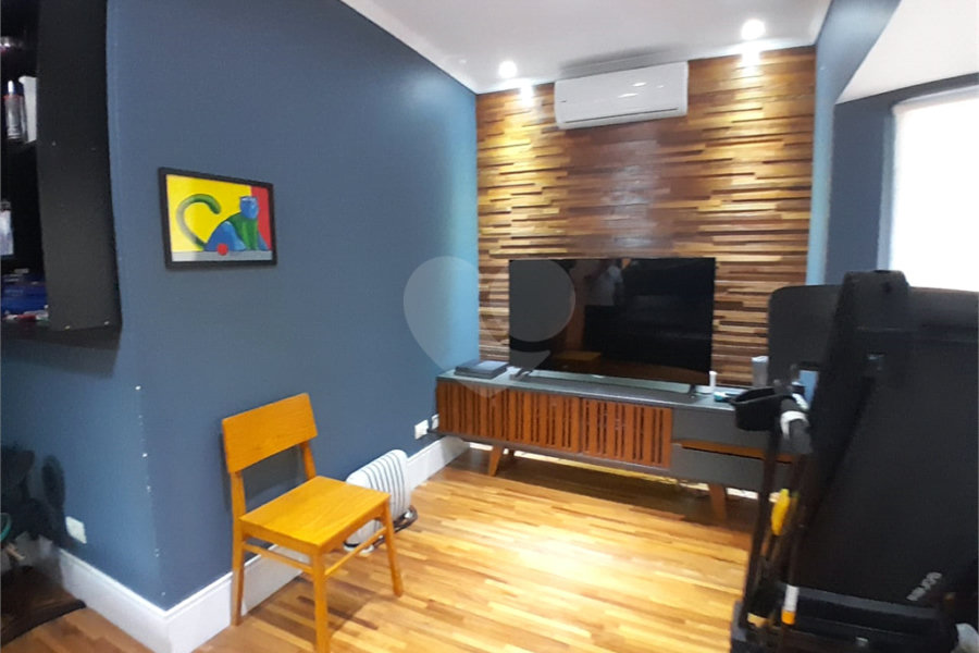 Casa à venda com 3 suítes no condomínio Suíça da Cantareira, Mairiporã - SP