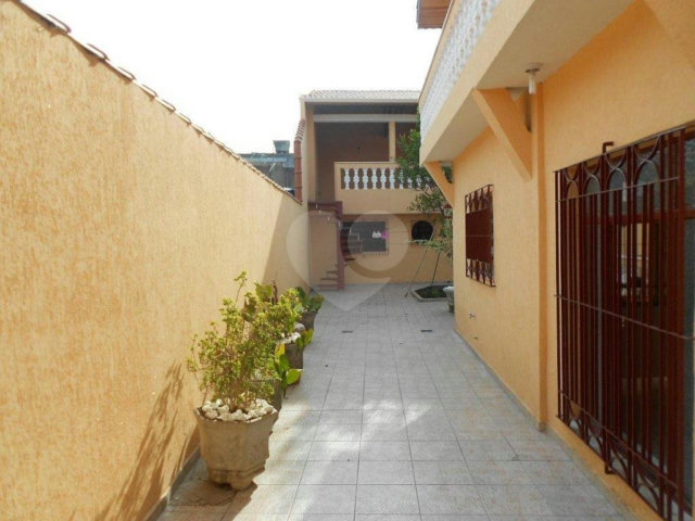 Casa Térrea à venda com 4 quartos, sendo 2 suítes,  em Parque Edu Chaves, São Paulo, SP