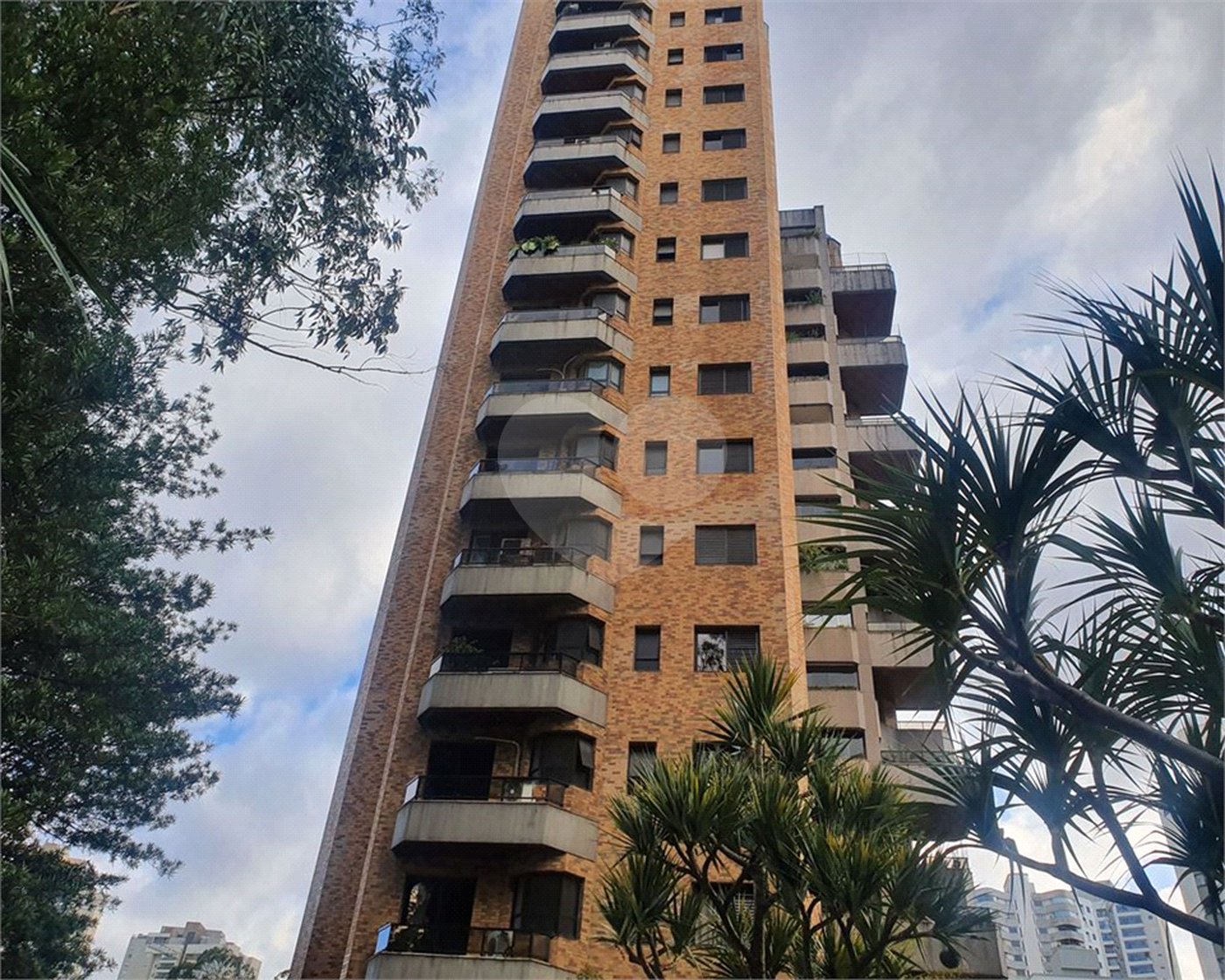 Apartamento à venda com 4 suítes em Vila Andrade, São Paulo, SP