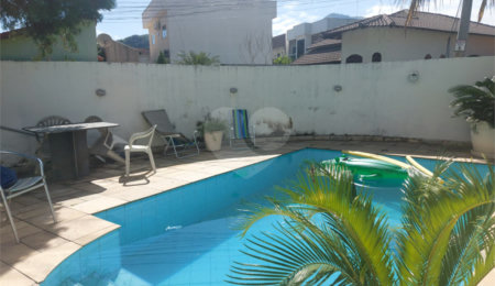 Casa à venda com 4 quartos, sendo 1 suíte,  no condomínio River Plate, Rio de Janeiro - RJ
