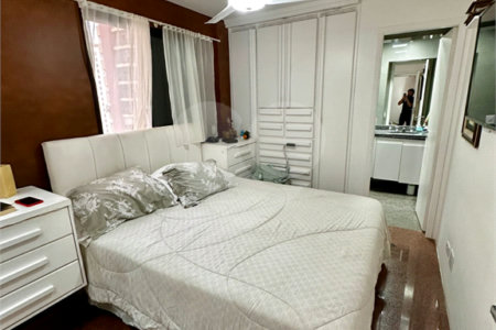 Apartamento à venda com 3 quartos, sendo 1 suíte, em Vila Regente Feijó, São Paulo, SP
