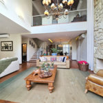 Casa à venda com 4 suítes no condomínio Ville Courchevel, São Paulo - SP