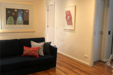 Apartamento à venda com 4 quartos, sendo 3 suítes, em Alto da Boa Vista, São Paulo, SP