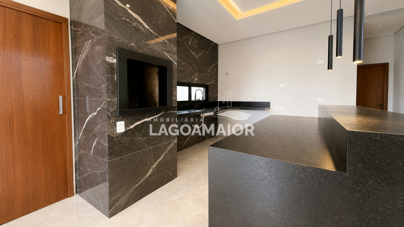 Casa à venda com 3 quartos no condomínio Residencial Costa Leste, Três Lagoas - MS