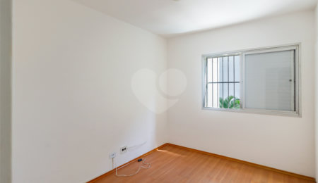 Apartamento à venda com 3 quartos, sendo 1 suíte, em Indianópolis, São Paulo, SP