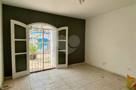 Casa à venda com 3 quartos, sendo 2 suítes, em Vila Progredior, São Paulo, SP