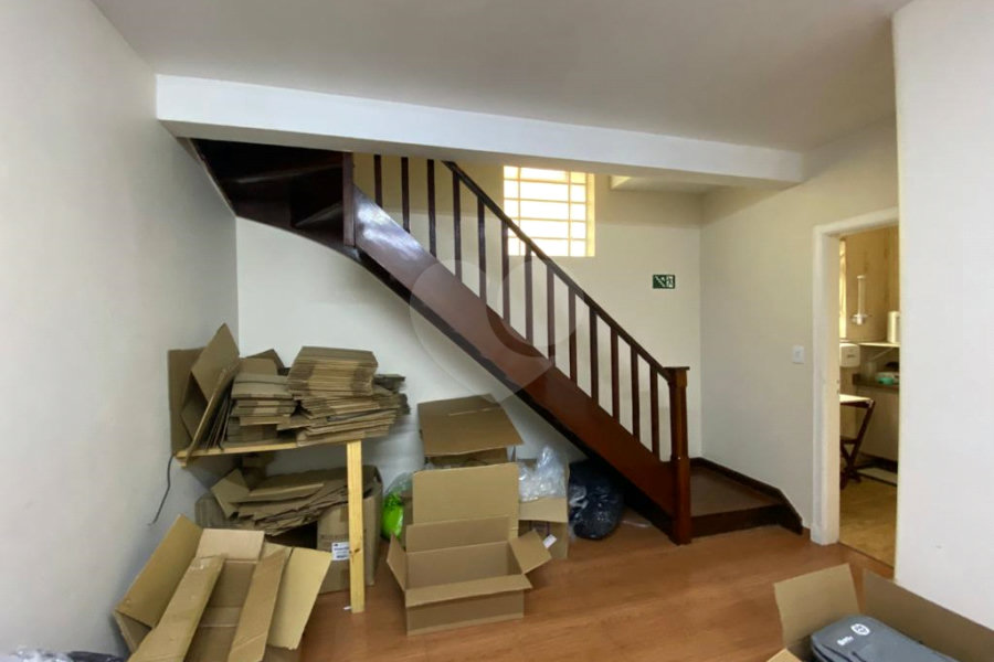 Sobrado à venda com 5 quartos em Santana, São Paulo, SP