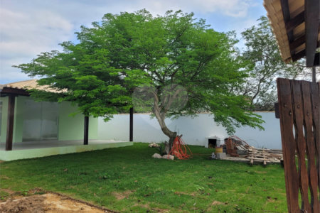 Terreno em condomínio à venda com 3 quartos, sendo 2 suítes, em Caravelas, Armação dos Búzios, RJ