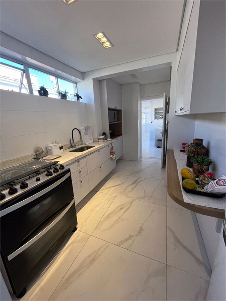 Apartamento Residencial à venda, Gonzaga, Santos - AP0199.