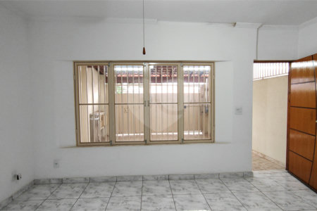 Casa à venda com 3 quartos, sendo 1 suíte, no Centro, Itu, SP