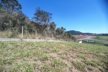 Terreno à venda no condomínio Portal Lamis I, Atibaia - SP