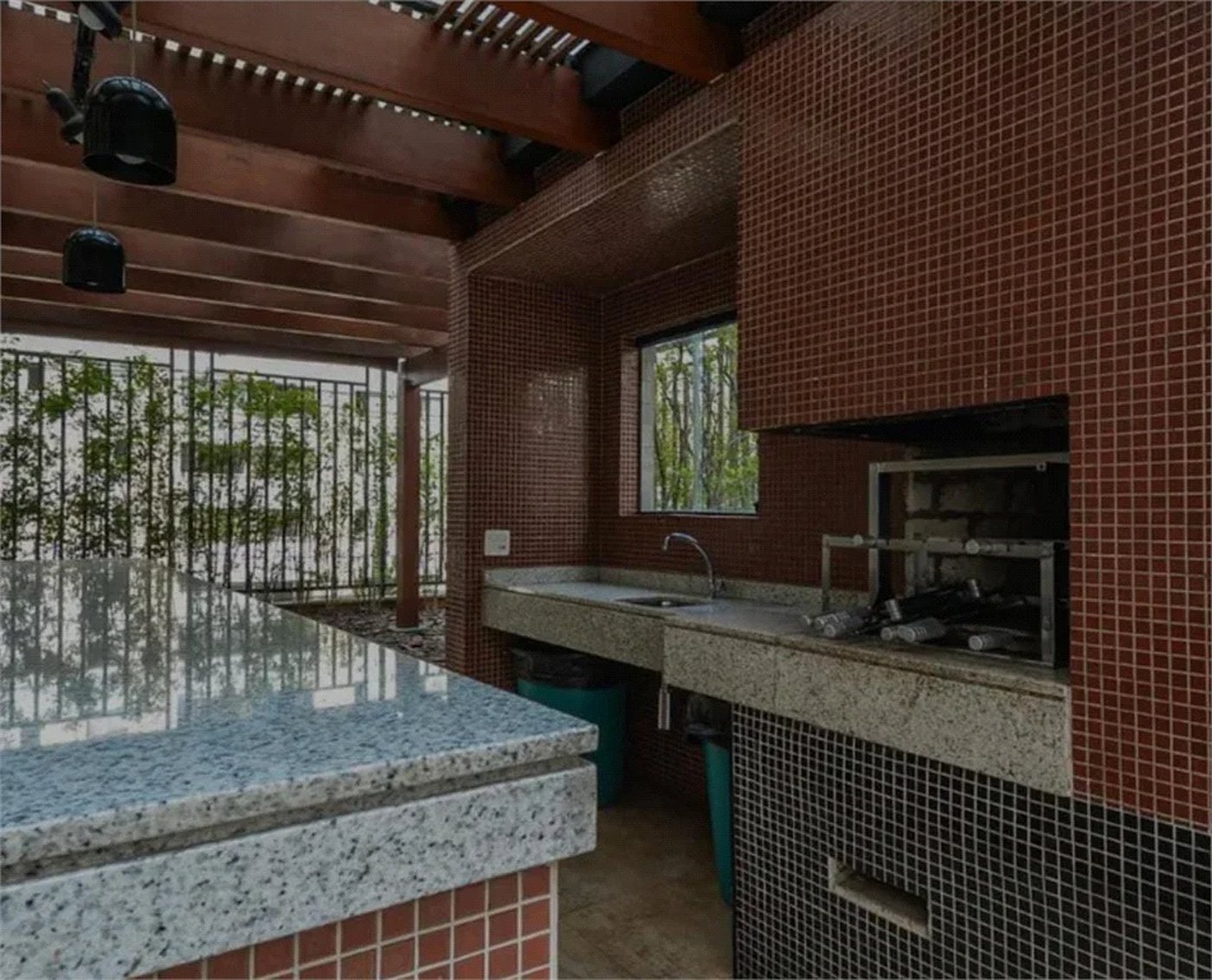 Apartamento à venda com 2 suítes em Vila Gertrudes, São Paulo, SP