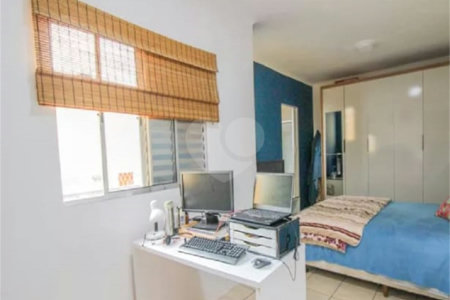 Sobrado à venda com 4 quartos, sendo 1 suíte,  em Parada Inglesa, São Paulo, SP