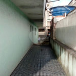 Ótimo sobrado, com amplo espaço interno (127m2), possuindo 03 dormitórios (01 suíte),