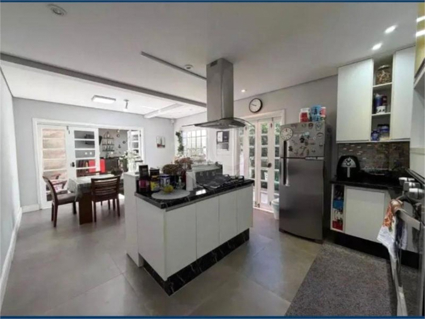 Sobrado à venda com 3 quartos, sendo 1 suíte,  em Brooklin Paulista, São Paulo, SP