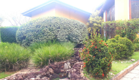 Casa à venda com 7 quartos, sendo 4 suítes,  no condomínio São Joaquim, Vinhedo - SP