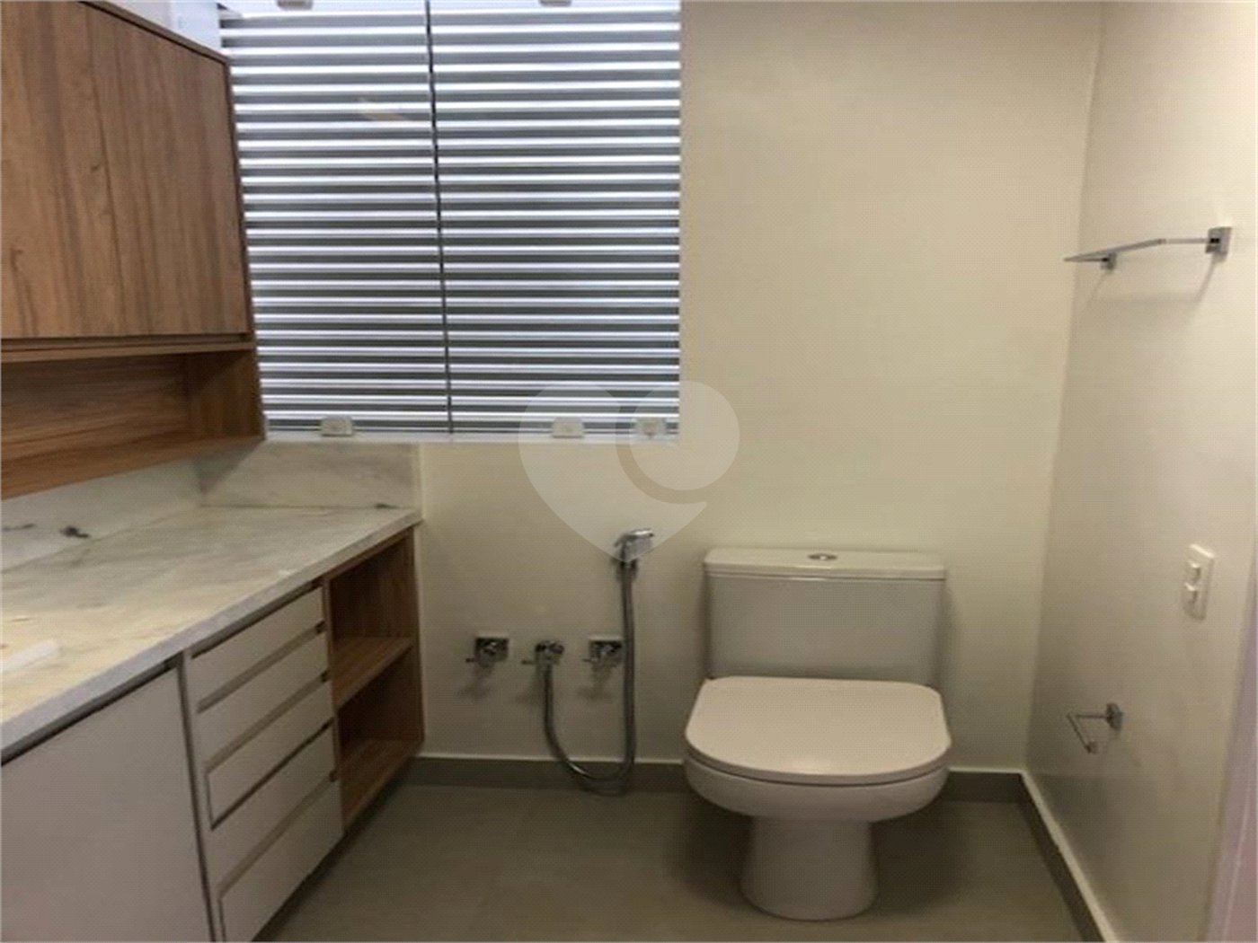 Flat à venda com 1 suíte em Santana, São Paulo, SP