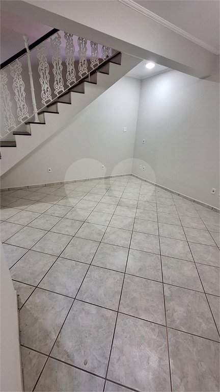 Sobrado à venda com 2 suítes em Jardim Itamaracá, Indaiatuba, SP
