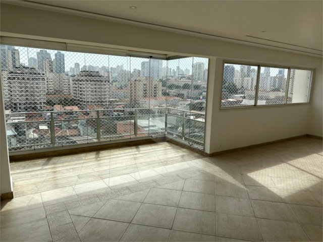 Apartamento para alugar com 3 suítes em Santana, São Paulo, SP