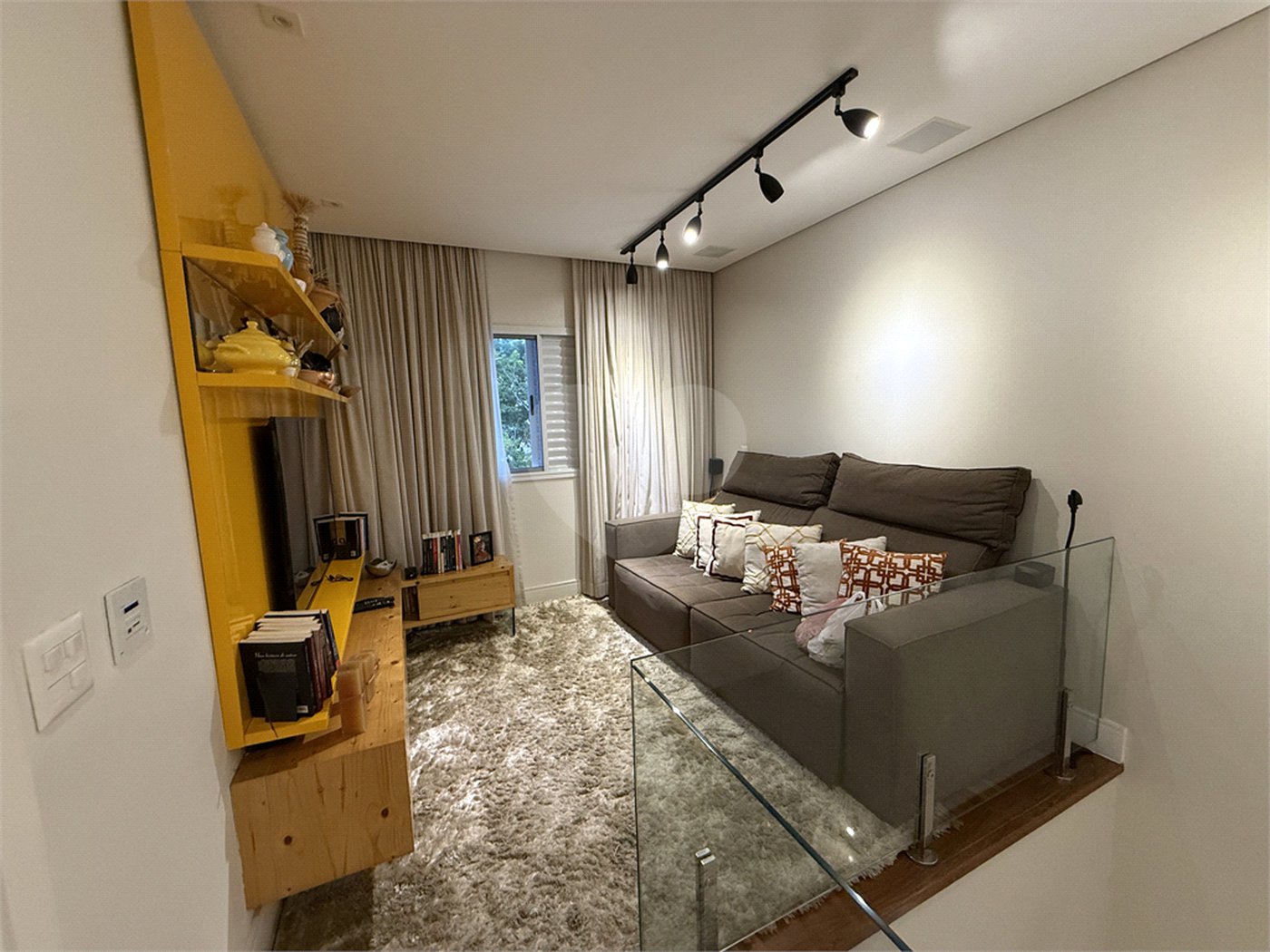 Casa à venda com 4 quartos, sendo 3 suítes,  no condomínio Aromaz, São Bernardo do Campo - SP