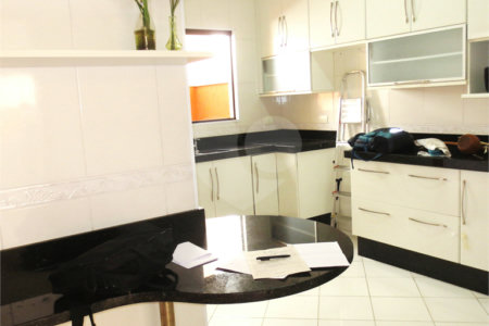 Casa à venda com 2 quartos, sendo 1 suíte,  no condomínio Tucury, São Paulo - SP
