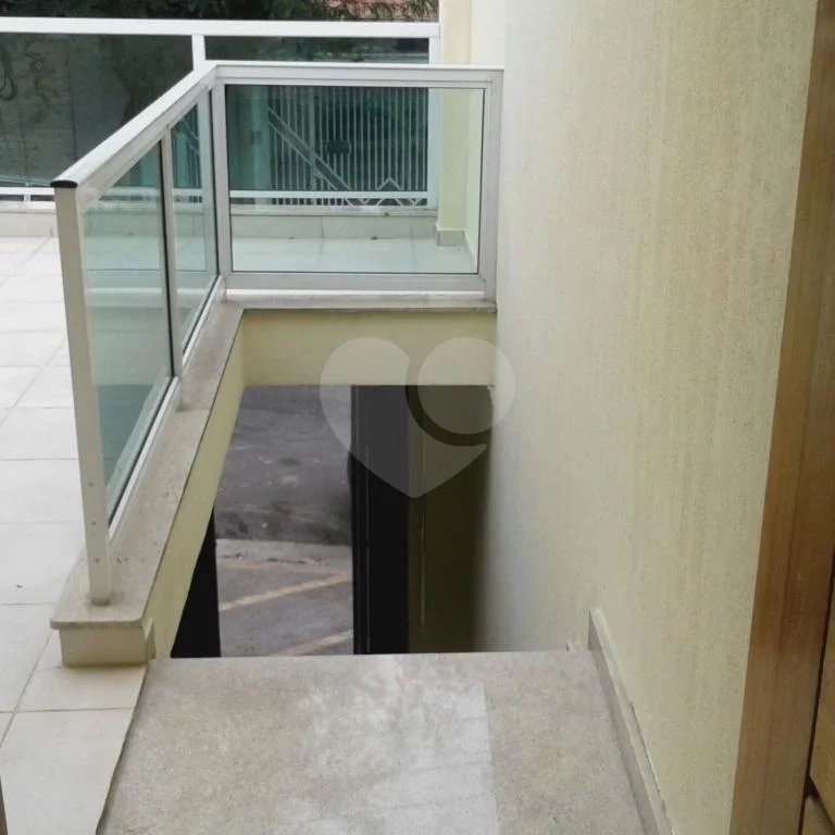 Casa à venda com 3 quartos, sendo 1 suíte, em Vila Nivi, São Paulo, SP