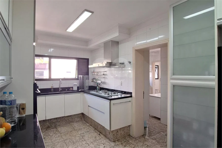 Apartamento à venda com 3 suítes em Santana, São Paulo, SP
