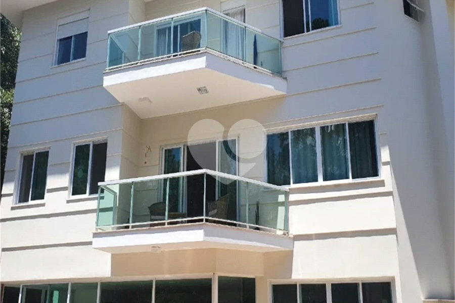 Casa à venda com 3 suítes no condomínio Parque Imperial da Cantareira, Mairiporã - SP