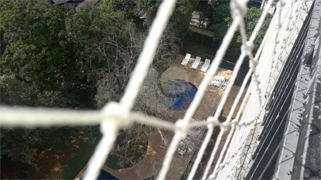Excelente apartamento todo mobiliado, paralela a Júlio Buono!