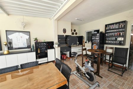 Casa à venda com 4 quartos, sendo 2 suítes,  no condomínio Jd Portugal, Sorocaba - SP