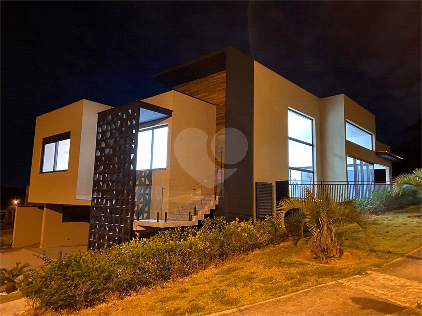 Casa à venda com 3 suítes no condomínio Alphaville Castello, Itu - SP