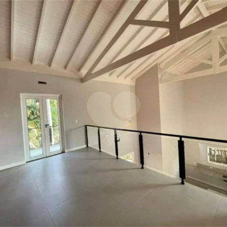 Casa a Venda no Condomínio Morada do Sol em Vinhedo/SP