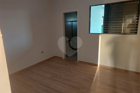Casa Térrea à venda com 3 quartos, sendo 1 suíte, em Residencial Jardins da Catalunha, Atibaia, SP