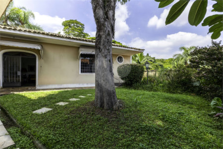 Casa à venda ou para alugar com 4 quartos, sendo 2 suítes, em Jardim Leonor, São Paulo, SP