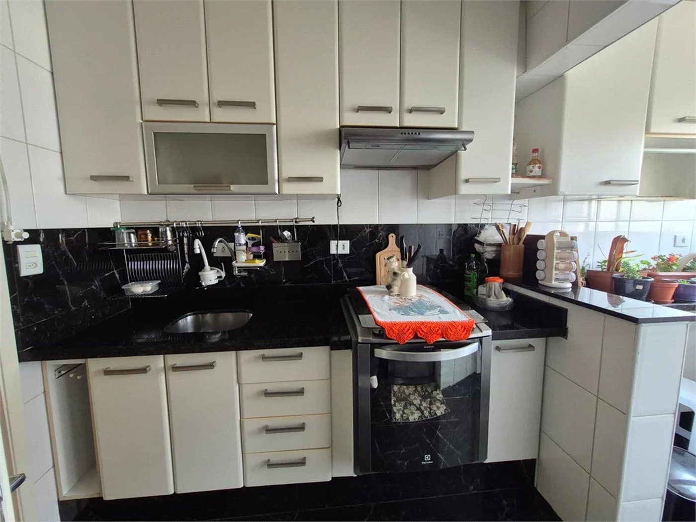 Apartamento à venda com 3 quartos em Jardim Pinheiros, São Paulo, SP