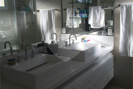 Apartamento à venda com 4 suítes em Vila Gertrudes, São Paulo, SP