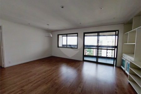 Apartamento à venda com 4 quartos, sendo 2 suítes,  em Alto da Lapa, São Paulo, SP
