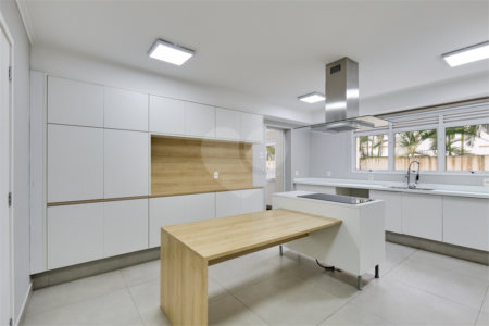 Apartamento à venda com 4 quartos, sendo 3 suítes, em Granja Julieta, São Paulo, SP