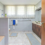 Casa Térrea à venda com 4 quartos, sendo 2 suítes, em Alto de Pinheiros, São Paulo, SP