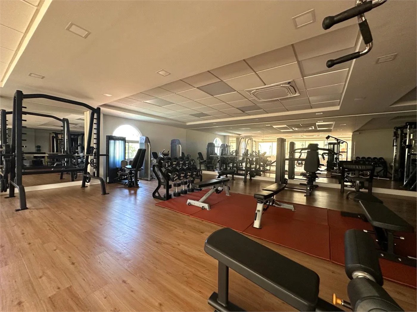 Apartamento para alugar com 4 suítes em Jardim Fonte do Morumbi, São Paulo, SP