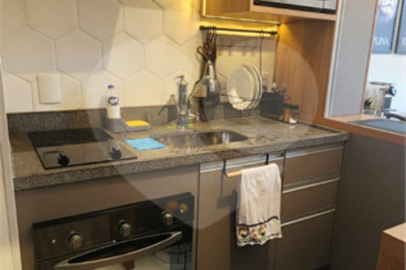 Apartamento à venda ou para alugar com 1 suíte em República, São Paulo, SP