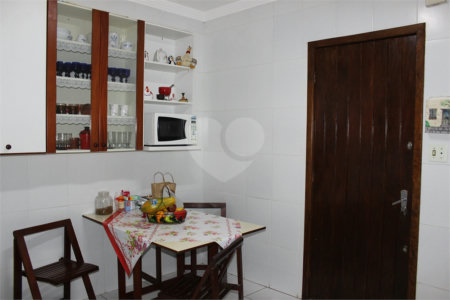 Sobrado à venda com 2 quartos em Santana, São Paulo, SP