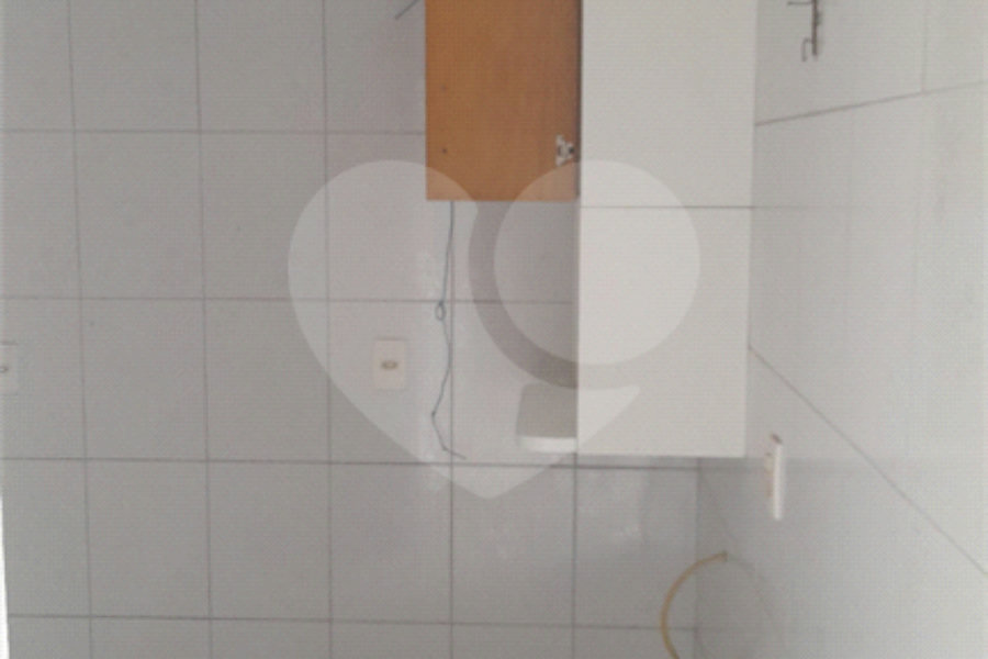 Sobrado à venda com 3 quartos, sendo 1 suíte, em Tremembé, São Paulo, SP