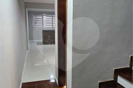 Sobrado à venda com 3 quartos, sendo 2 suítes, em Ferreira, São Paulo, SP