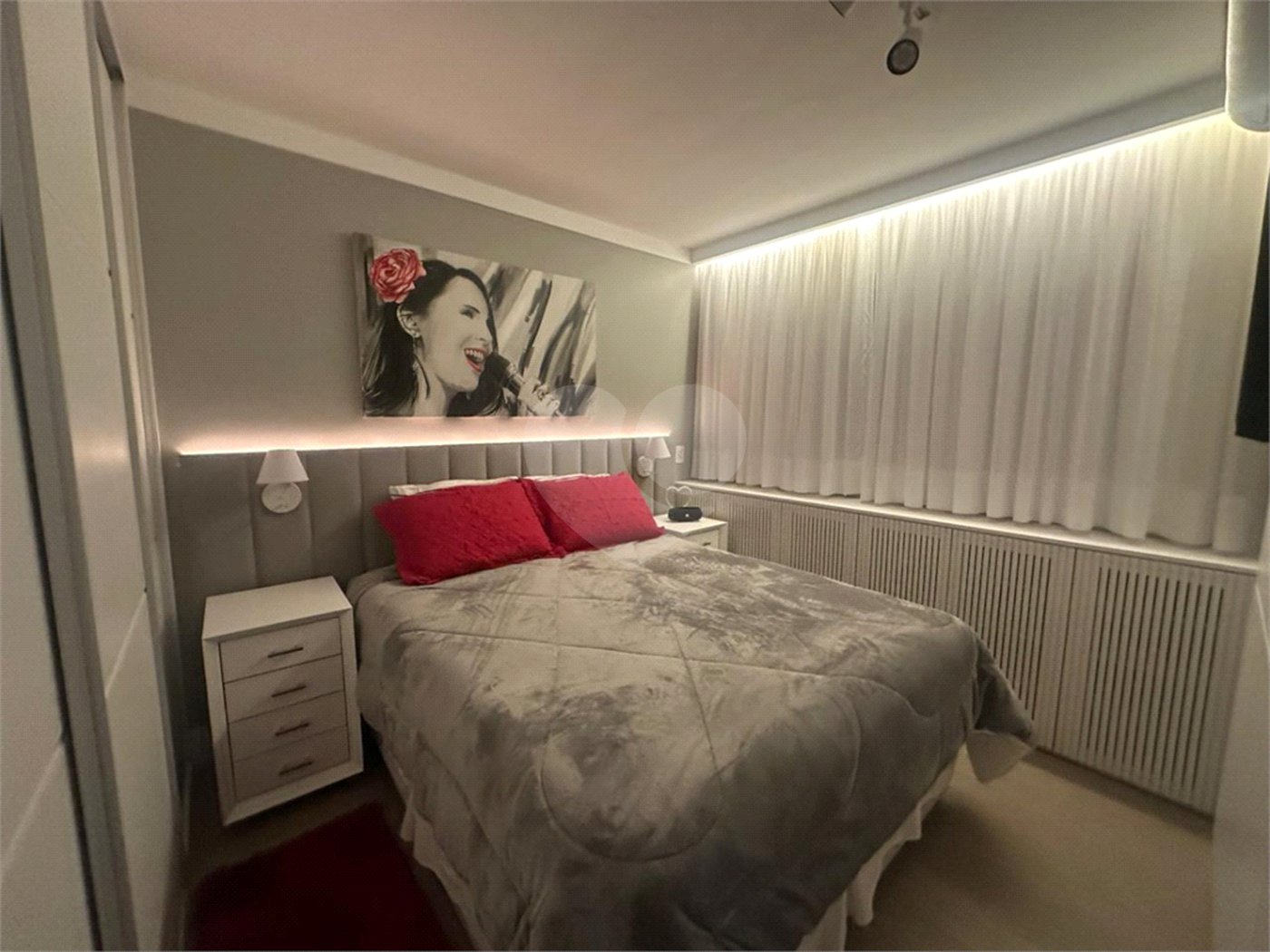 Apartamento à venda com 3 quartos, sendo 2 suítes, em Santo Amaro, São Paulo, SP