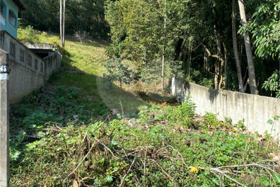 Terreno à venda em Barreiro, Mairiporã, SP