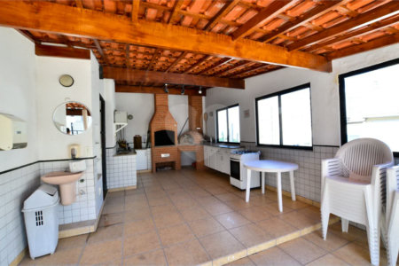 Apartamento venda Bela Vista, 156 m², 3 quartos, suíte, 3 salas, 2 vagas. Rooftop, Churrasqueira, Uma quadra da Paulista.